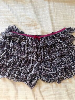 Ruffled Leopard Print Sleep Shorts with Pink Trim